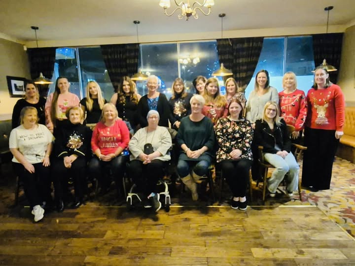 featured image thumbnail for post Volunteer Xmas picture x